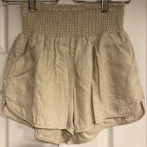 Thyme Maternity Linen Shorts (Size Small)